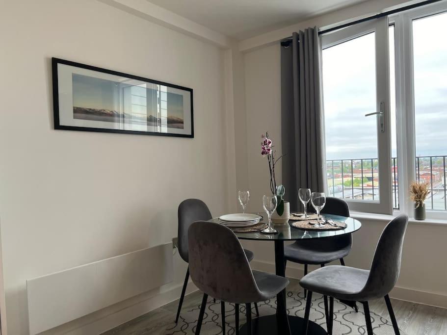 Prime Suite 2 Bedroom Apartment With Rooftop Terrace Mánchester Exterior foto